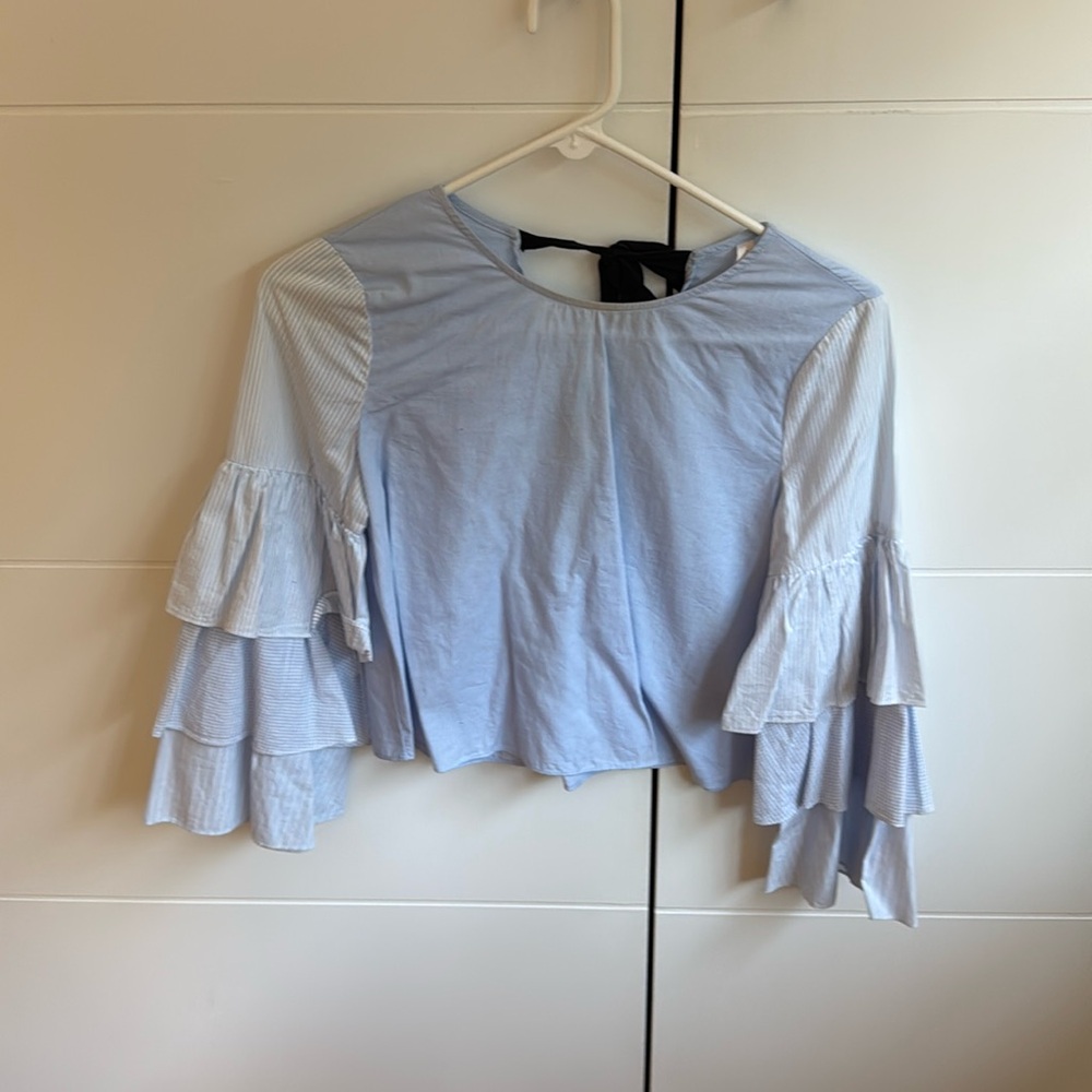 Zara blouse. Color blue. Size XS